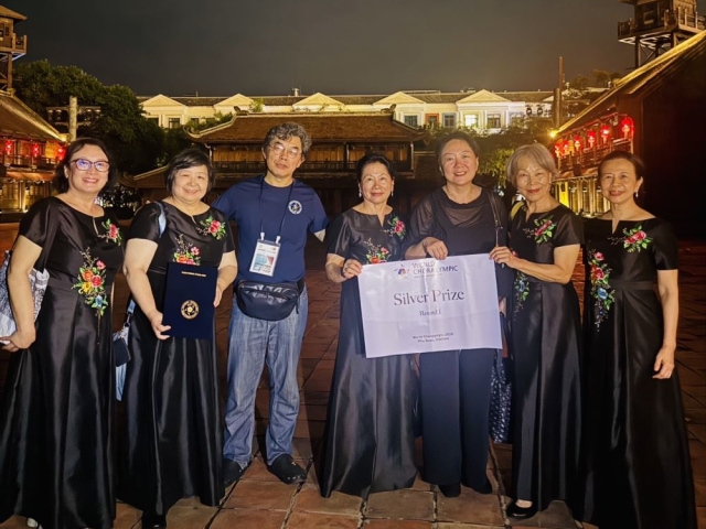 平均75歲仍站上國際舞台！台北市愛麗絲合唱團勇奪富國島「世界合唱節大賽」銀獎