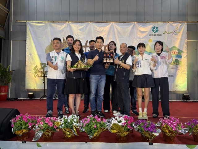 千人無懼大雨迎「竹筍界的輝達」！ 木柵綠竹筍饗宴熱鬧登場　續寫山中綠寶石傳奇