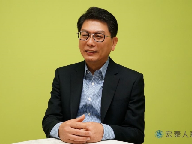 迎向AI時代 宏泰人壽推動四階段智能轉型計畫